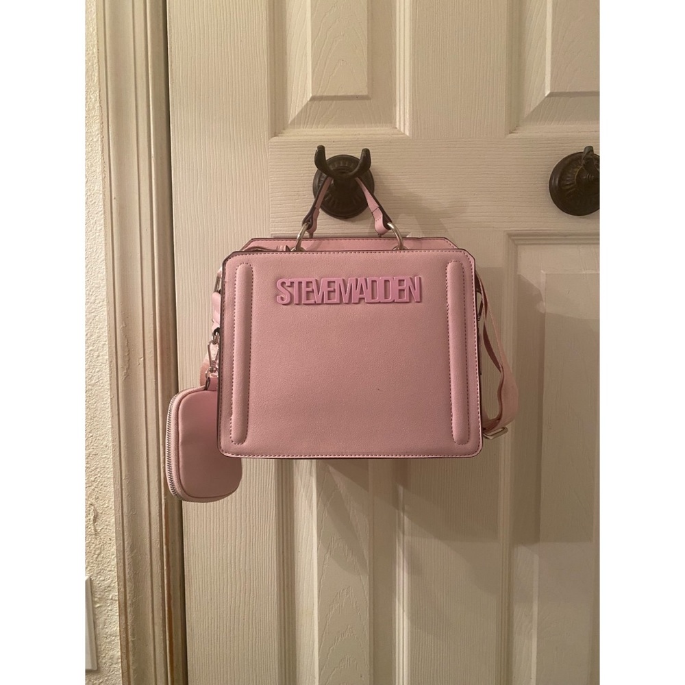 AUTHENTIC Steve Madden Tote